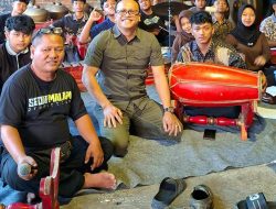Agus Mujayanto Beri Motivasi Pelajar SMK Pelestari Budaya di Sanggar Seni Tancep Sedap Malam Sragen